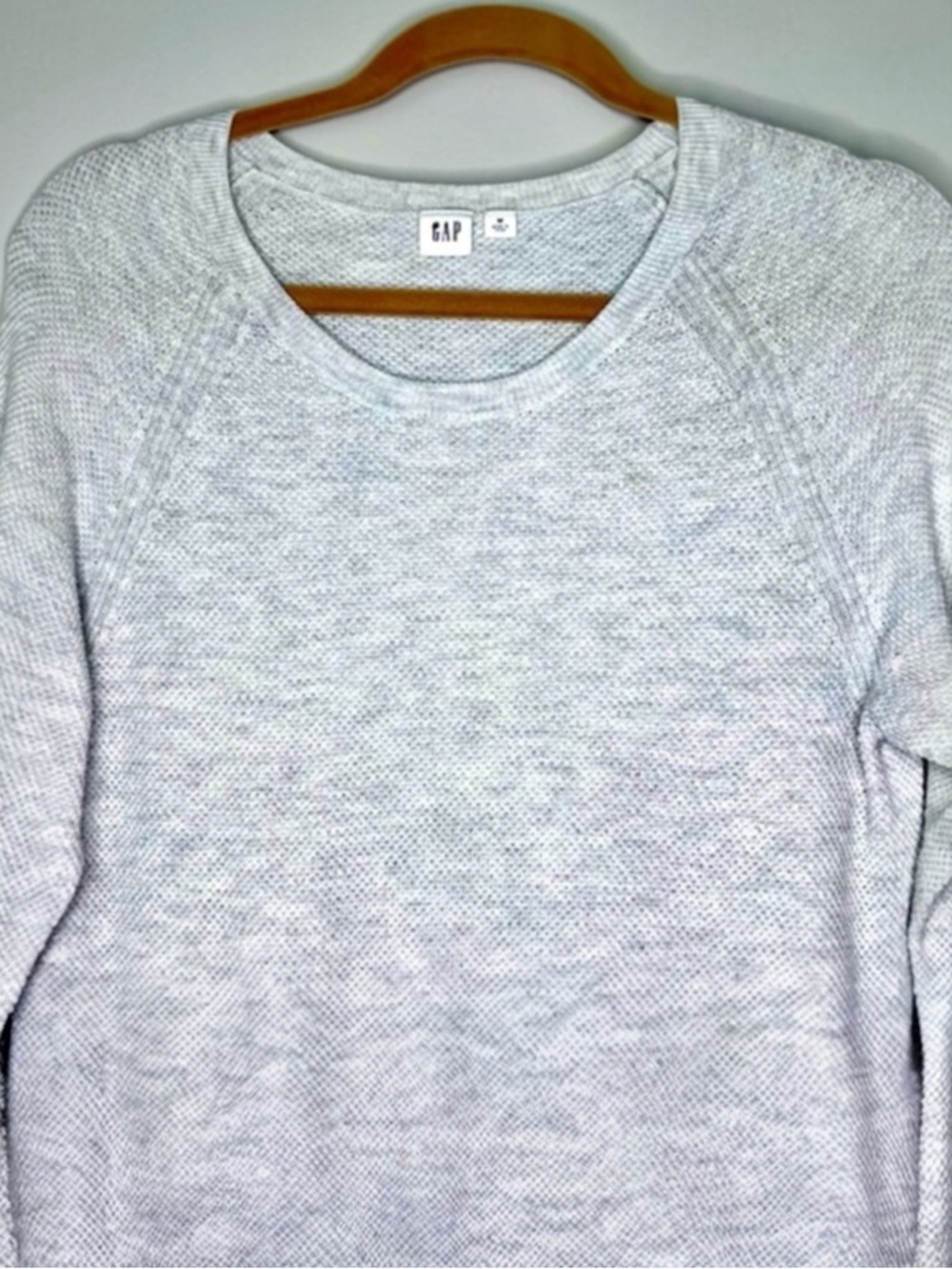 GAP Bella Crewneck Knit Sweater Gray Lightweight Waffle Top Medium - Picture 5 of 16